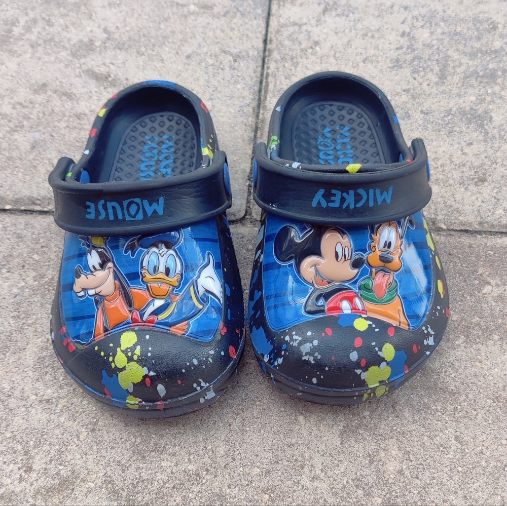 Disney Mickey and Friends clogs
